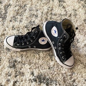 Chuck Taylor All Star UNISEX HIGH TOP SHOES